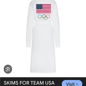 SKIMS Unisex White Team USA 🇺🇸 Size small Terry Robe NWT